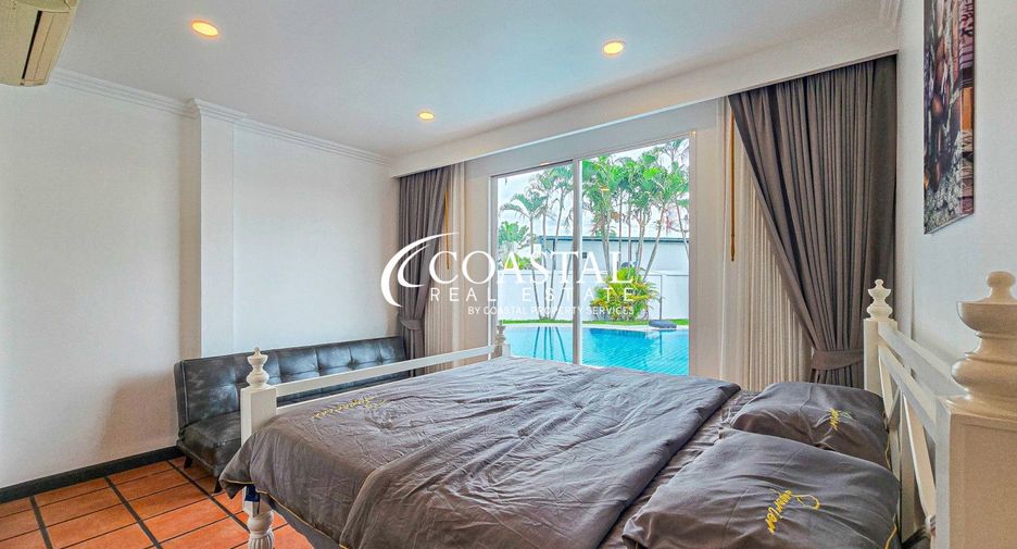 Casa en alquiler de 4 habitaciones en Bang Lamung, Chonburi
