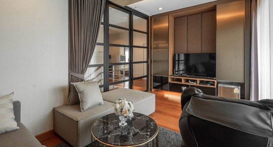 For rent and for sale 4 bedrooms house in Prawet, Bangkok