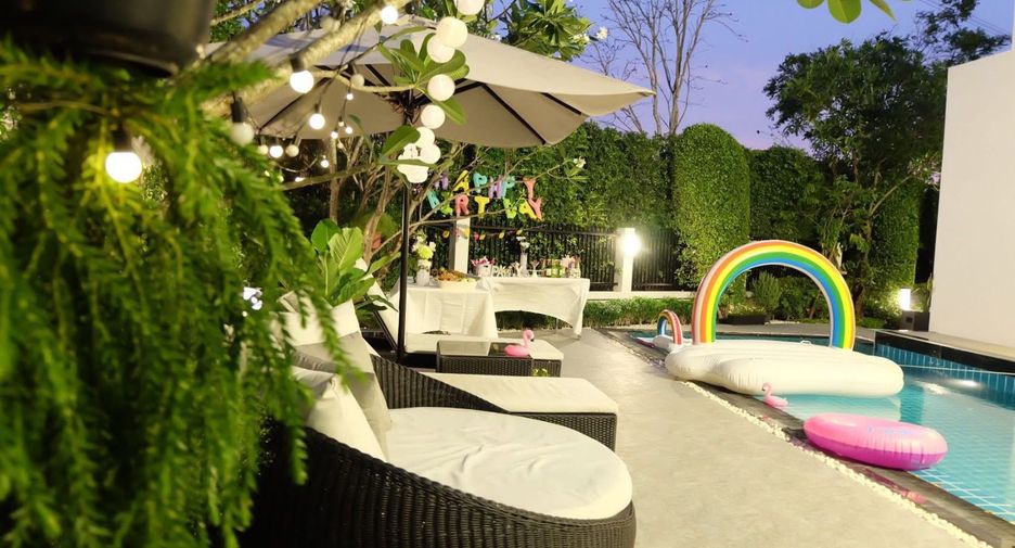 For rent and for sale 4 bedrooms house in Prawet, Bangkok