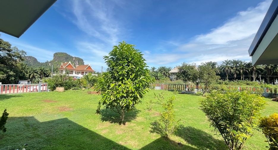 For rent and for sale 2 bedrooms house in Mueang Krabi, Krabi