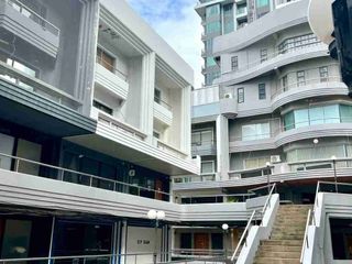 For sale retail Space in Watthana, Bangkok