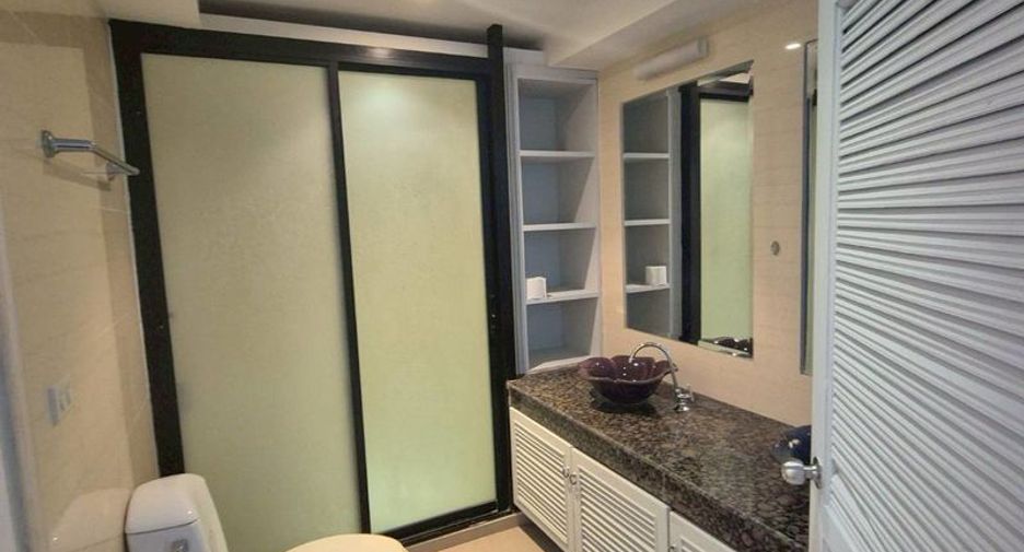 For sale 8 bedrooms townhouse in Bang Lamung, Chonburi