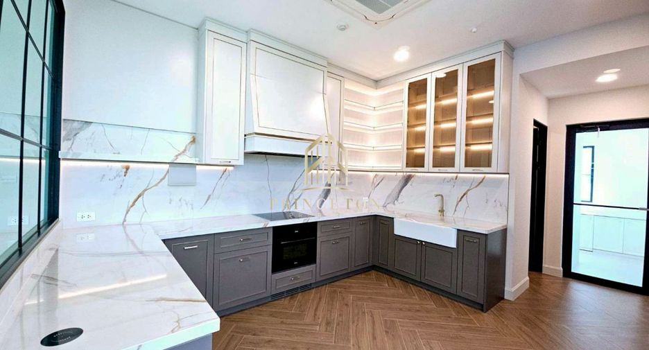 Casa en venta de 4 habitaciones en Bang Phli, Samut Prakan