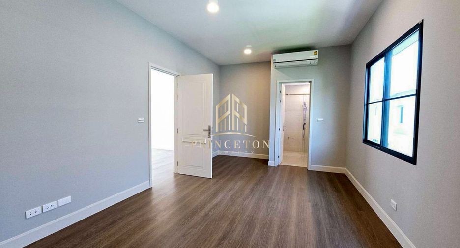 Casa en venta de 4 habitaciones en Bang Phli, Samut Prakan