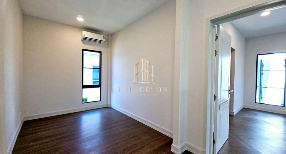 Casa en venta de 4 habitaciones en Bang Phli, Samut Prakan