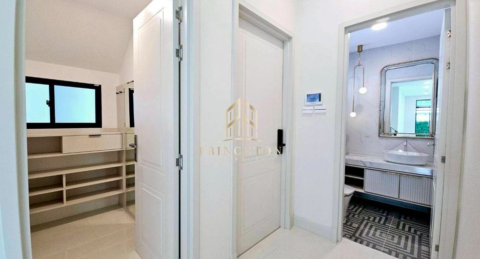 Casa en venta de 4 habitaciones en Bang Phli, Samut Prakan