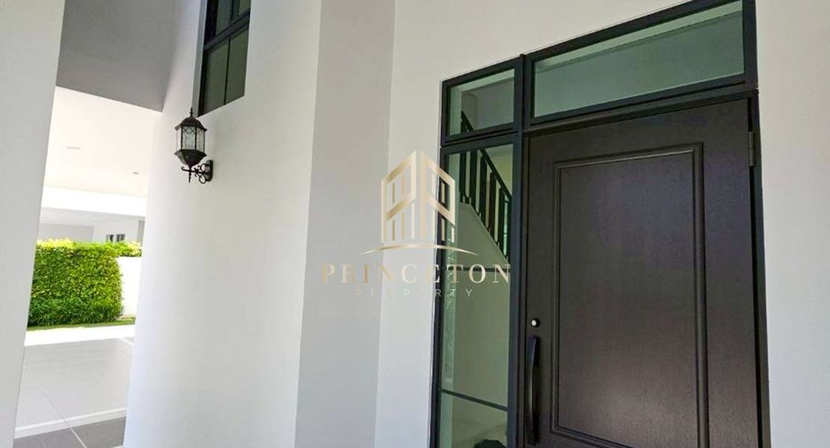 Casa en venta de 4 habitaciones en Bang Phli, Samut Prakan