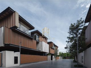 For sale 5 bedrooms house in Bang Sue, Bangkok