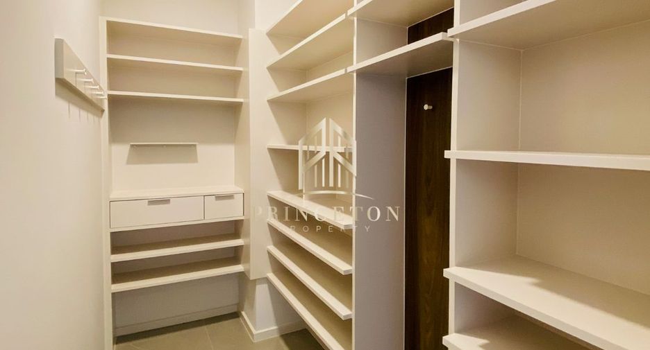 Casa en venta de 4 habitaciones en Saphan Sung, Bangkok