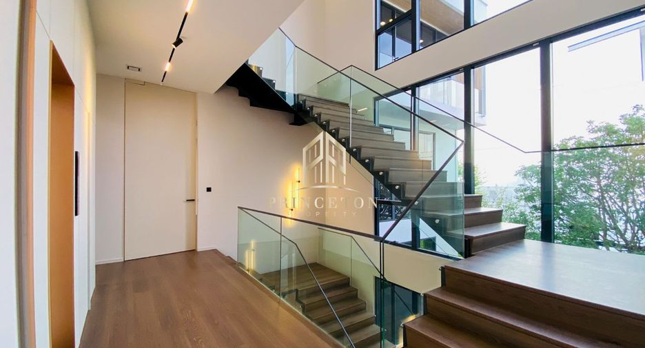 Casa en venta de 4 habitaciones en Saphan Sung, Bangkok
