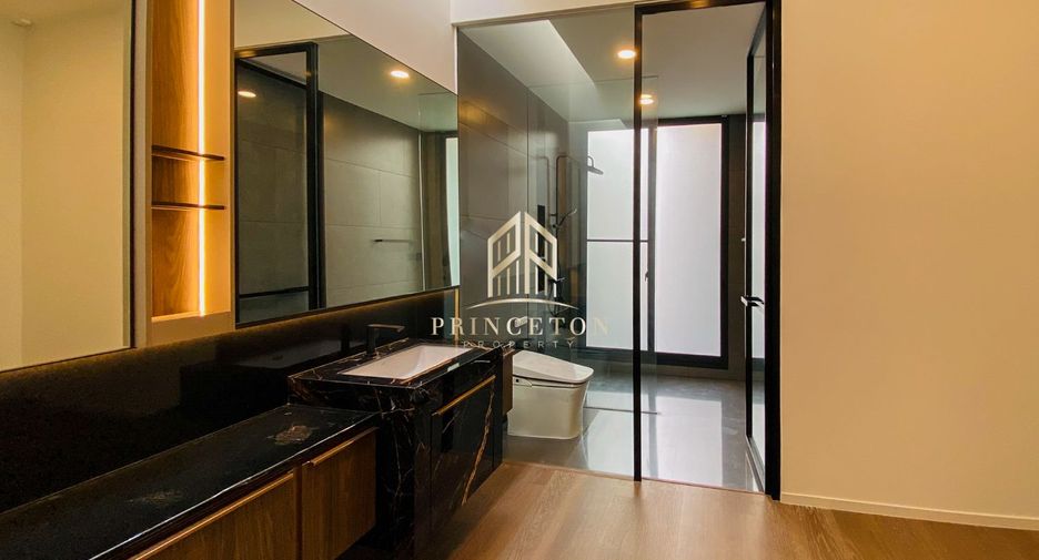 Casa en venta de 4 habitaciones en Saphan Sung, Bangkok