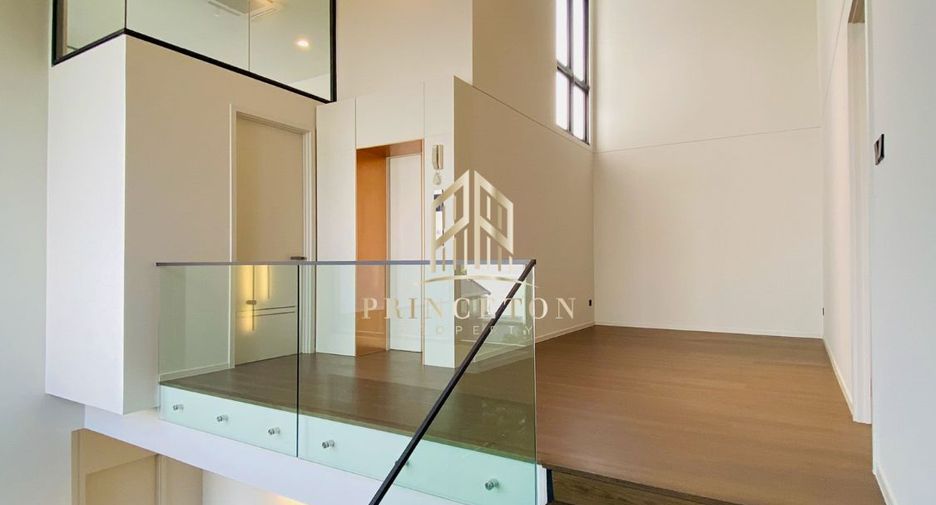 Casa en venta de 4 habitaciones en Saphan Sung, Bangkok