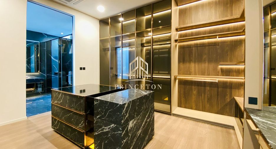 Casa en venta de 4 habitaciones en Saphan Sung, Bangkok