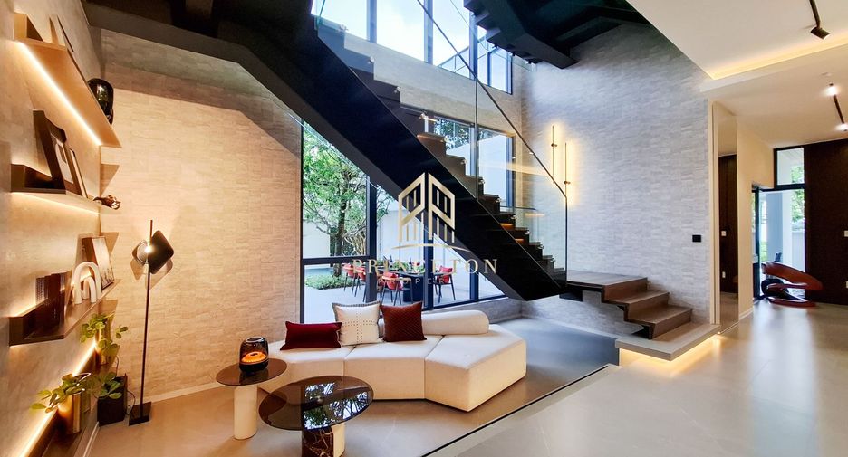 For rent and for sale 4 bedrooms house in Saphan Sung, Bangkok