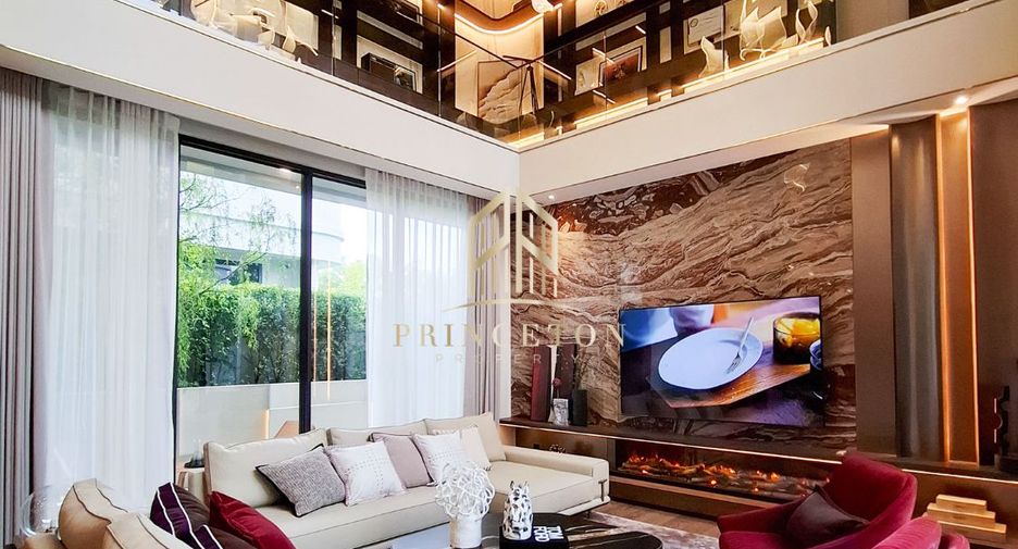 For rent and for sale 4 bedrooms house in Saphan Sung, Bangkok