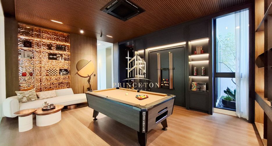 For rent and for sale 4 bedrooms house in Saphan Sung, Bangkok
