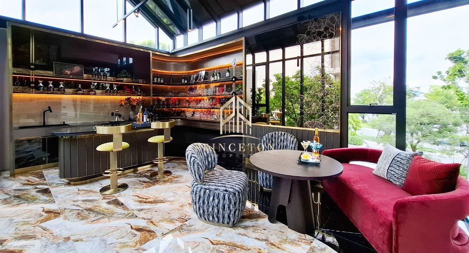 For rent and for sale 4 bedrooms house in Saphan Sung, Bangkok