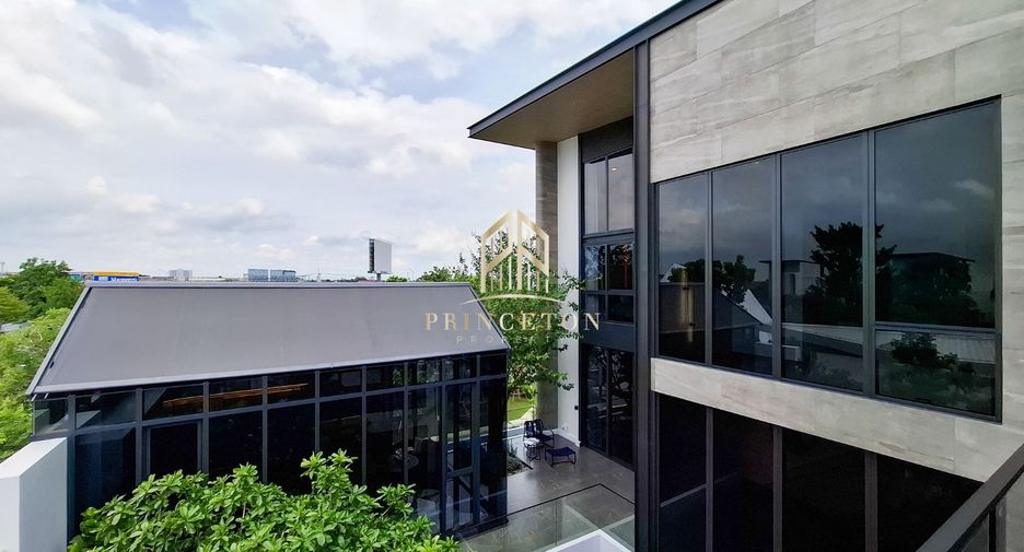 For rent and for sale 4 bedrooms house in Saphan Sung, Bangkok