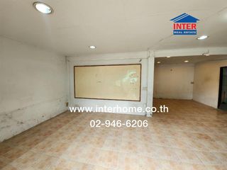 For sale 3 bedrooms house in Taling Chan, Bangkok