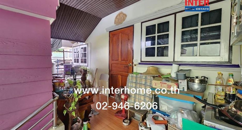 For sale 3 bedrooms house in Taling Chan, Bangkok
