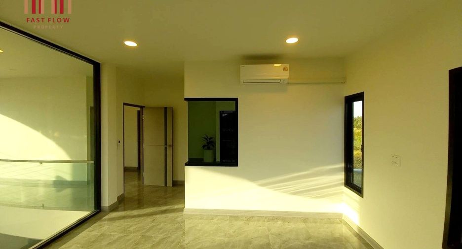 Продажа 4 спальни дом в Mueang Nakhon Pathom, Накхонпатхом