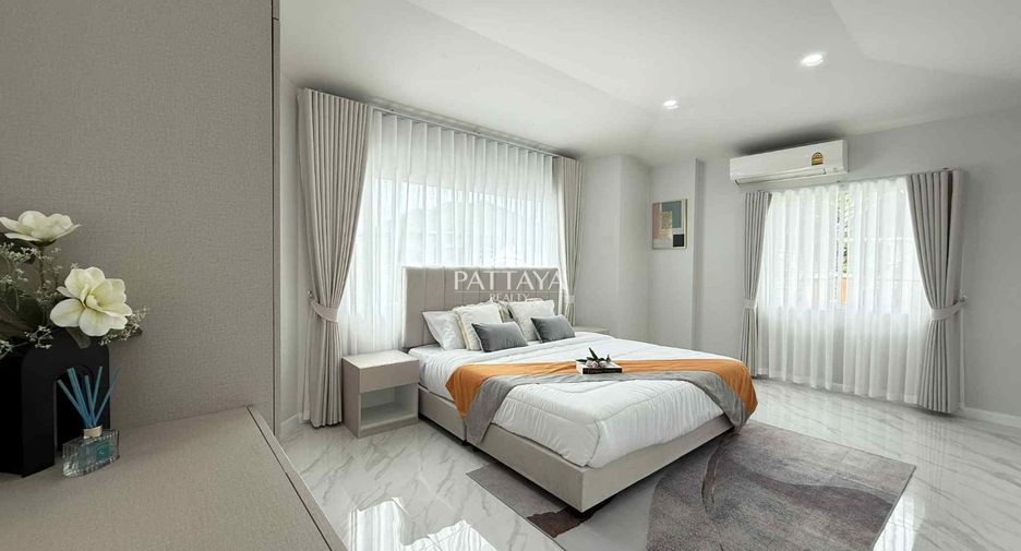 For sale 4 ベッドルーム house in Bang Lamung, Chonburi