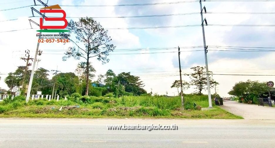 For rent and for sale land in Khlong Sam Wa, Bangkok