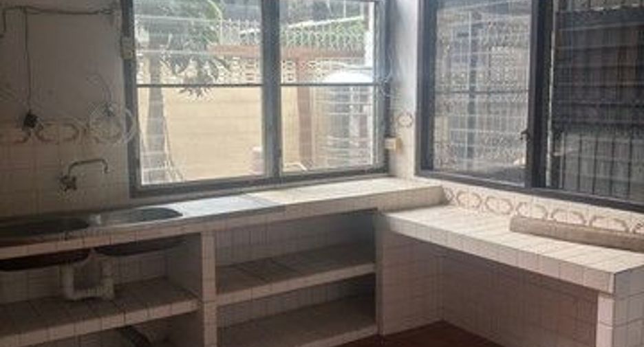For rent 4 bedrooms house in Bang Bua Thong, Nonthaburi