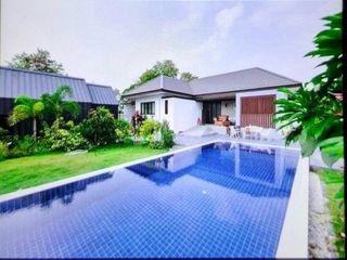 Casa en alquiler de 3 habitaciones en Thanyaburi, Pathum Thani