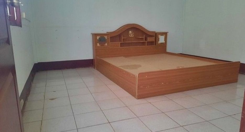 For sale 1 bed warehouse in At Samat, Roi Et