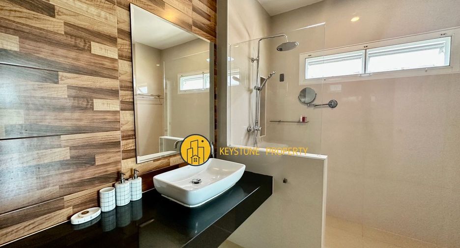 Villa en venta de 3 habitaciones en Bang Lamung, Chonburi