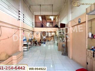 Gewerbefläche zum Kauf mit 4 Zimmer in Mueang Samut Sakhon, Samut Sakhon