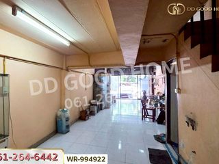 Gewerbefläche zum Kauf mit 4 Zimmer in Mueang Samut Sakhon, Samut Sakhon