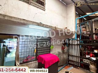 Gewerbefläche zum Kauf mit 4 Zimmer in Mueang Samut Sakhon, Samut Sakhon