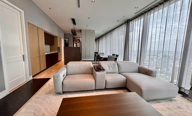 For rent 4 bedrooms condo in Sathon, Bangkok