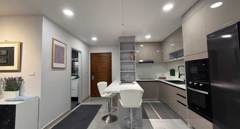 For sale 3 bedrooms condo in Mueang Chiang Mai, Chiang Mai
