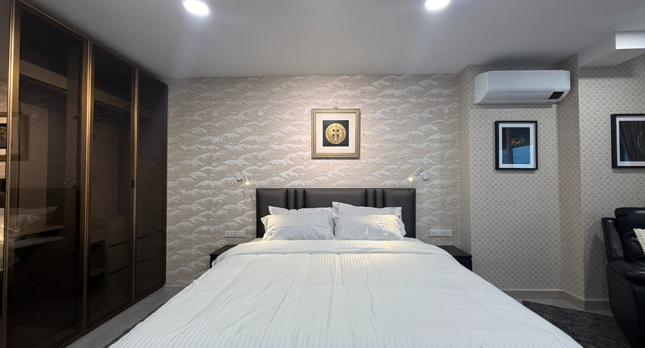 For sale 3 bedrooms condo in Mueang Chiang Mai, Chiang Mai