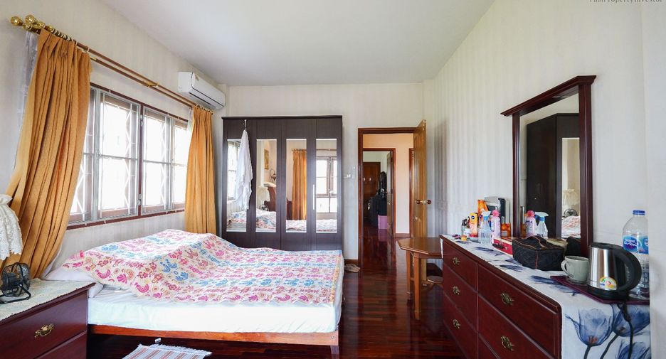Casa en venta de 5 habitaciones en Bang Khae, Bangkok