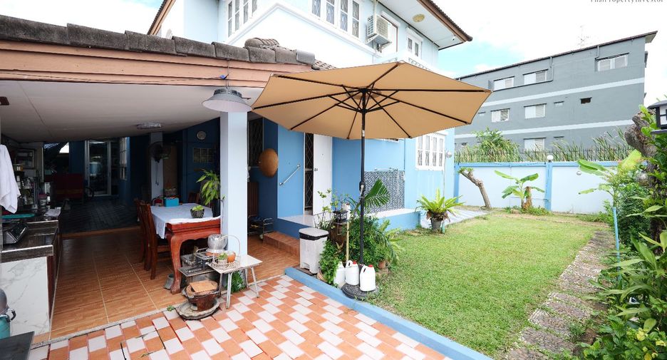 Casa en venta de 5 habitaciones en Bang Khae, Bangkok