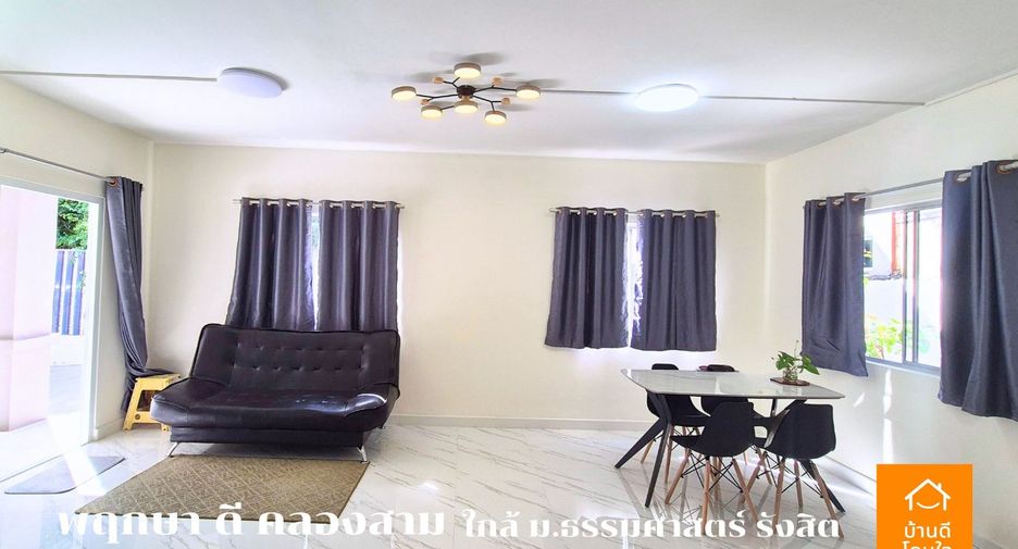 Casa adosada en venta de 3 habitaciones en Khlong Luang, Pathum Thani
