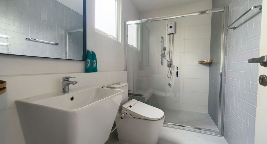 Аренда и продажа 2 спальни дом в Пращет, Бангкок