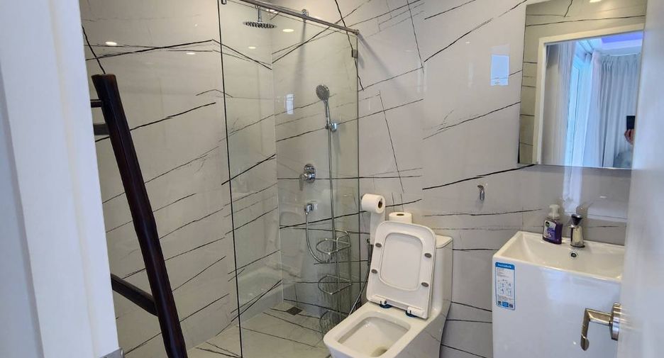 For sale 2 bedrooms condo in Bang Lamung, Chonburi