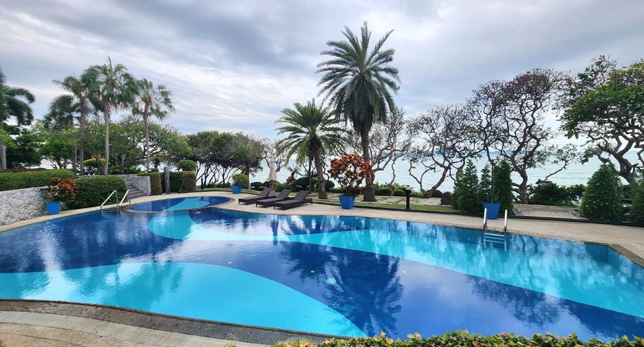 For sale 2 bedrooms condo in Bang Lamung, Chonburi