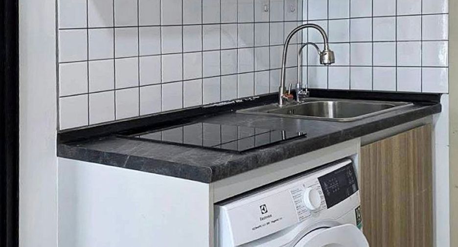 For sale 1 bed condo in Mueang Samut Prakan, Samut Prakan