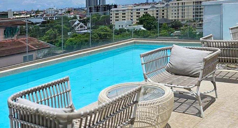For sale 1 bed condo in Mueang Samut Prakan, Samut Prakan