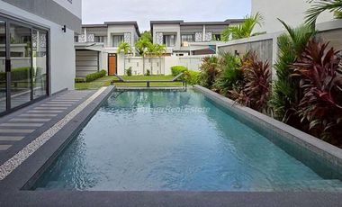 For sale 4 ベッドルーム villa in Bang Lamung, Chonburi