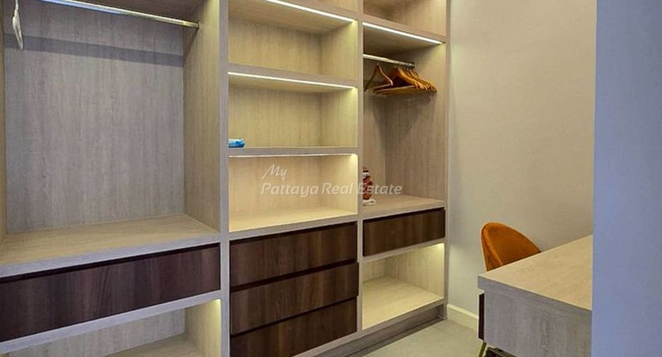 For sale 4 bedrooms villa in Bang Lamung, Chonburi