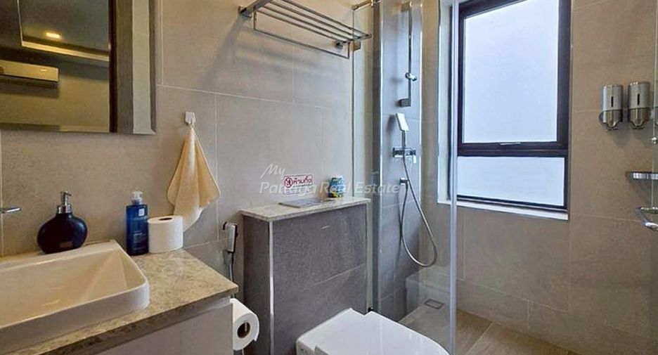 For sale 4 bedrooms villa in Bang Lamung, Chonburi