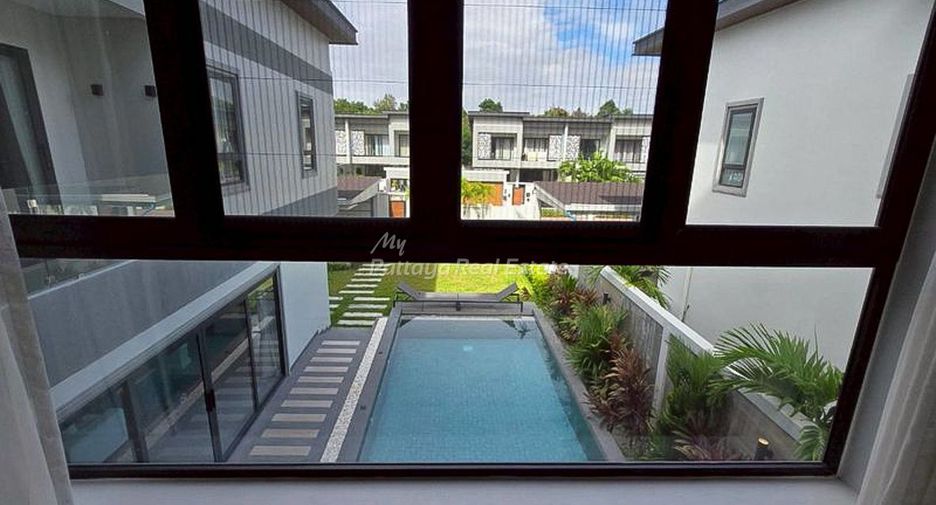 For sale 4 bedrooms villa in Bang Lamung, Chonburi