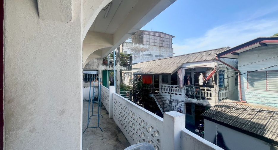 For sale 8 bedrooms apartment in Bangkok Noi, Bangkok